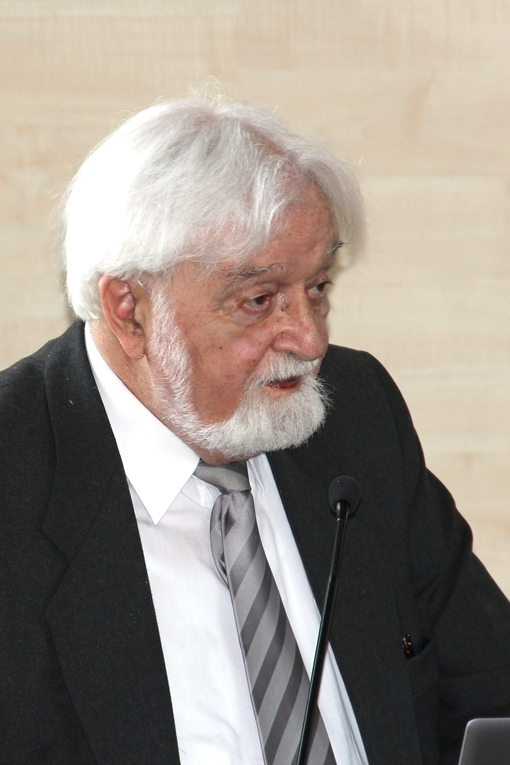 Dömölki Bálint (1935-2025)